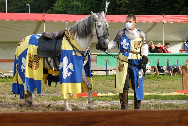 曾担任中国 曾担任中国